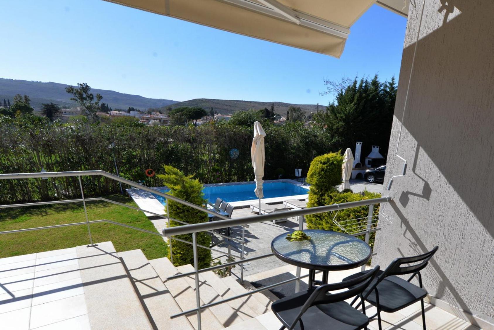 Villa Constangie Marathon  Exterior photo